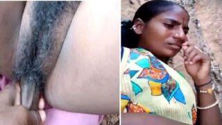 Hot village randi khule me sex ki Hindi mms viral