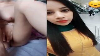 Ladki ki jhant wali chut dikhayi nude Indian mms