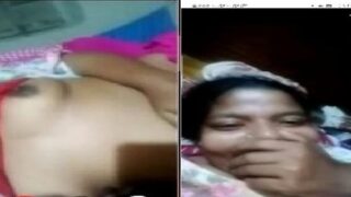 Village stepmom nangi hui ladki ke samne viral