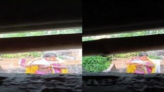 Dehati bhabhi outdoor bath hidden cam par viral