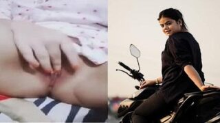 Bangladeshi biker girl ki pussy rubbing solo sex