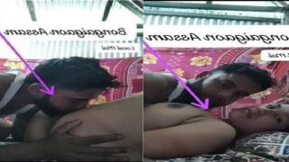 Assamese wife pussy licking foreplay padosi sath